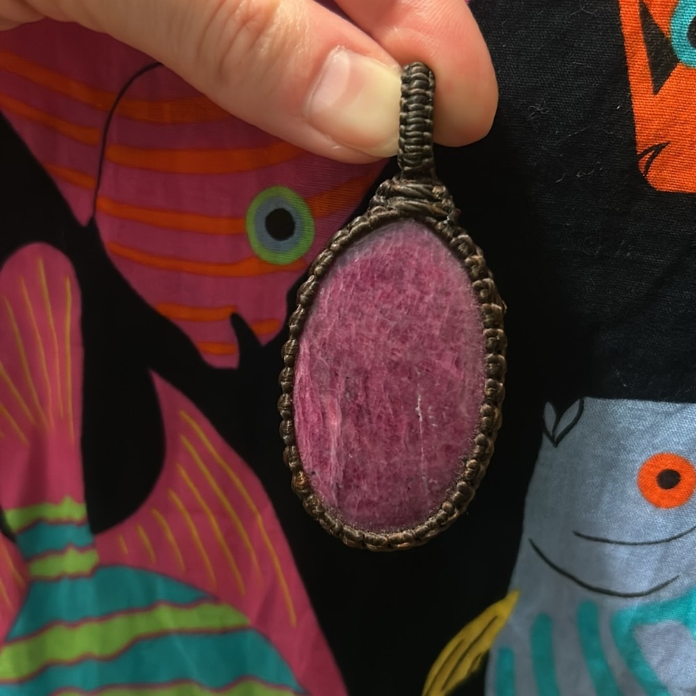 Hemp Wrap Raw Ruby Cabochon PENDANT - Picture 14 of 14